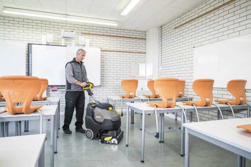 Kärcher Scrubber dryer school deep cleaning