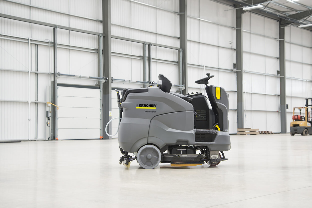B 150 R Scrubber Machine in empty warehouse