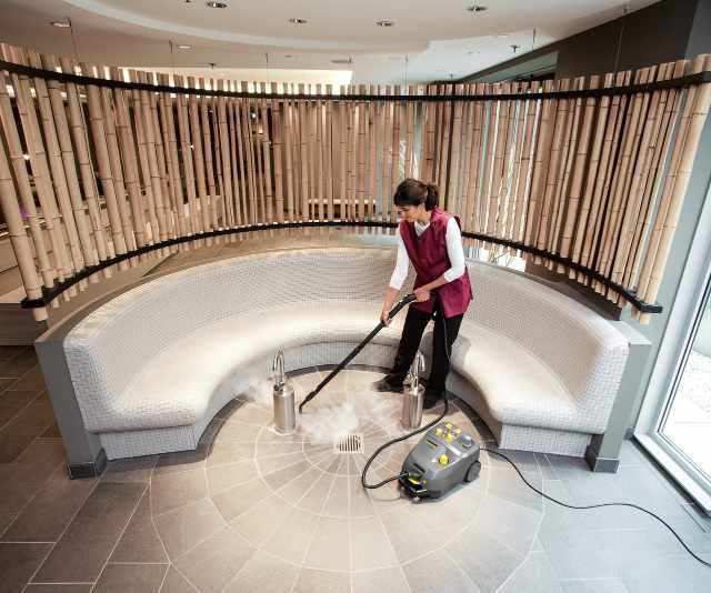 Steam cleaning in a hotel or spa