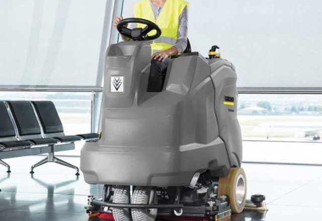 Kärcher scrubber dryer cleaning the airport floor
