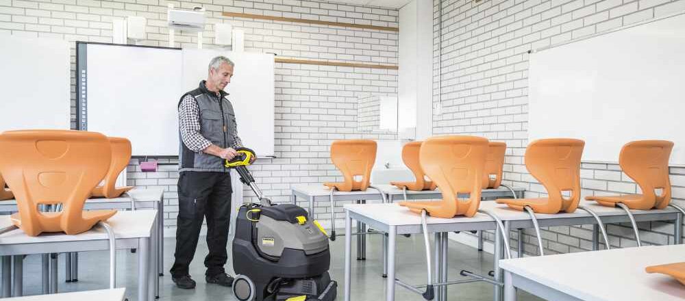 deep cleaning schools